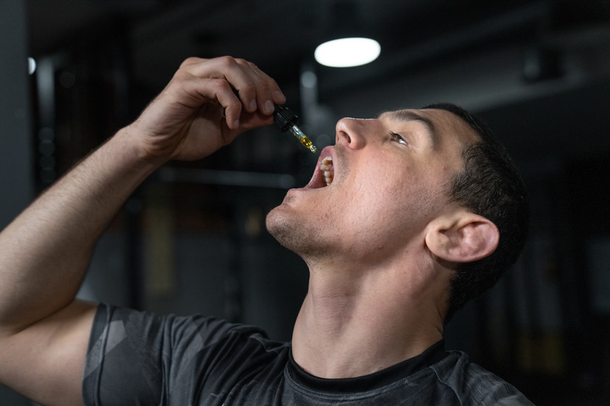Natural herbal ingredients for men's supplements